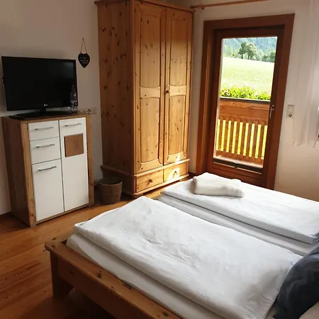 Bergfuehrerhaus Ramsau am Dachstein