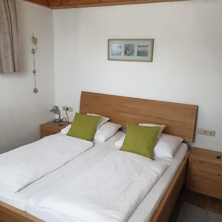 Bergfuehrerhaus Ramsau am Dachstein