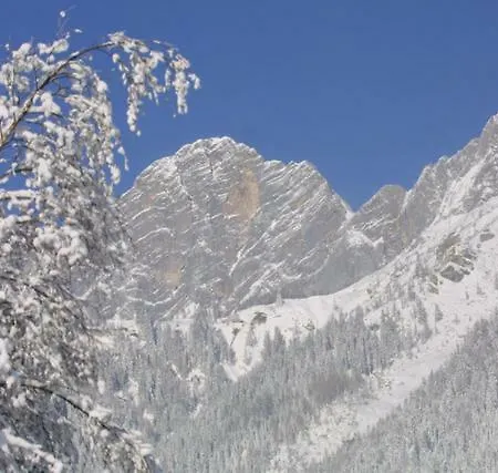Bergfuehrerhaus * Ramsau am Dachstein