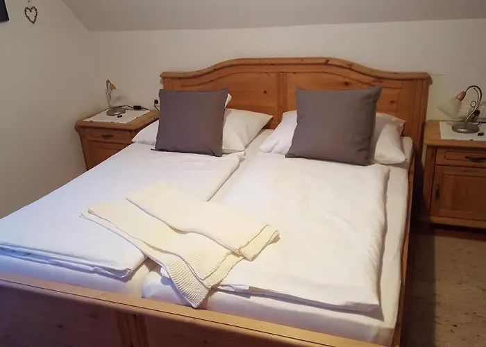 Bergfuehrerhaus Bed & Breakfast 3*