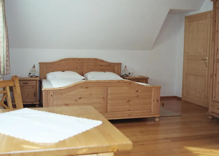 Bergfuehrerhaus Bed & Breakfast 3*